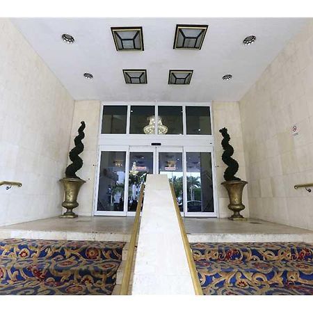 Castle Beach Resort Apartment Miami Beach Exteriör bild