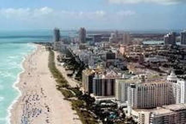 Castle Beach Resort Apartment Miami Beach Exteriör bild