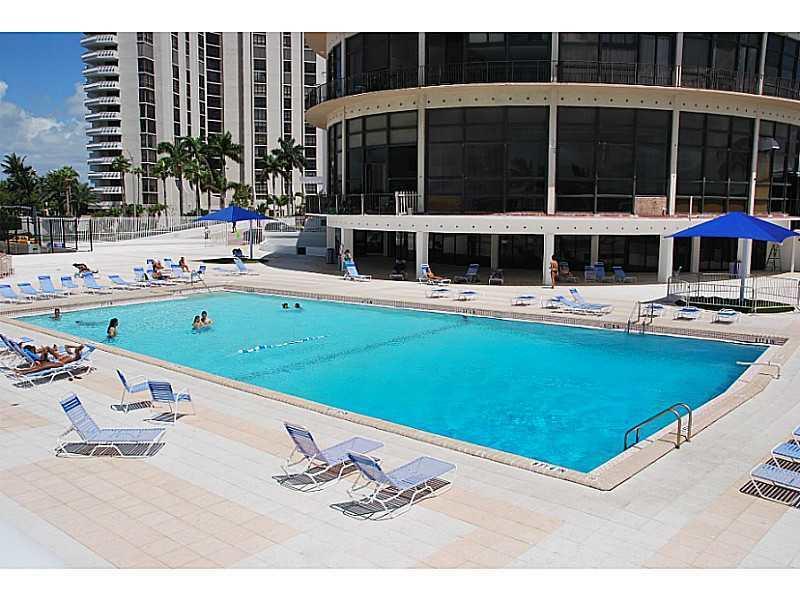 Castle Beach Resort Apartment Miami Beach Exteriör bild